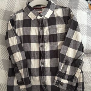 Cat & Jack Black and White Plaid Button Down Shirt